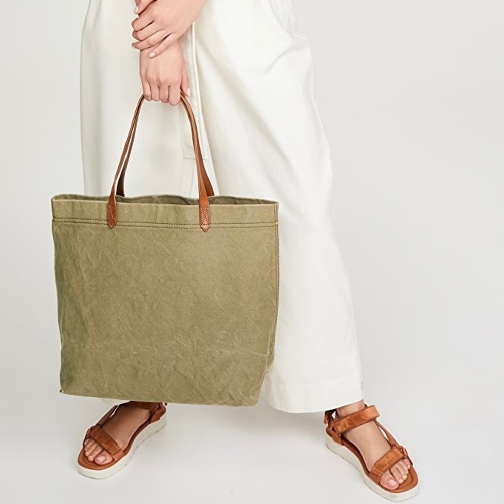 Madewell The Canvas Transport Tote in Olive Green